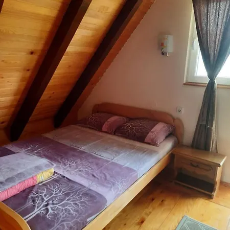 Kucica Na Tari Prázdninový dům