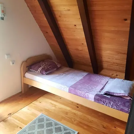 Prázdninový dům Kucica Na Tari *